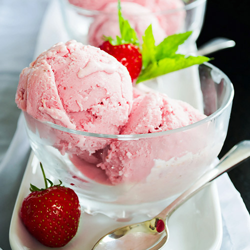Straw Berry Ice Cream